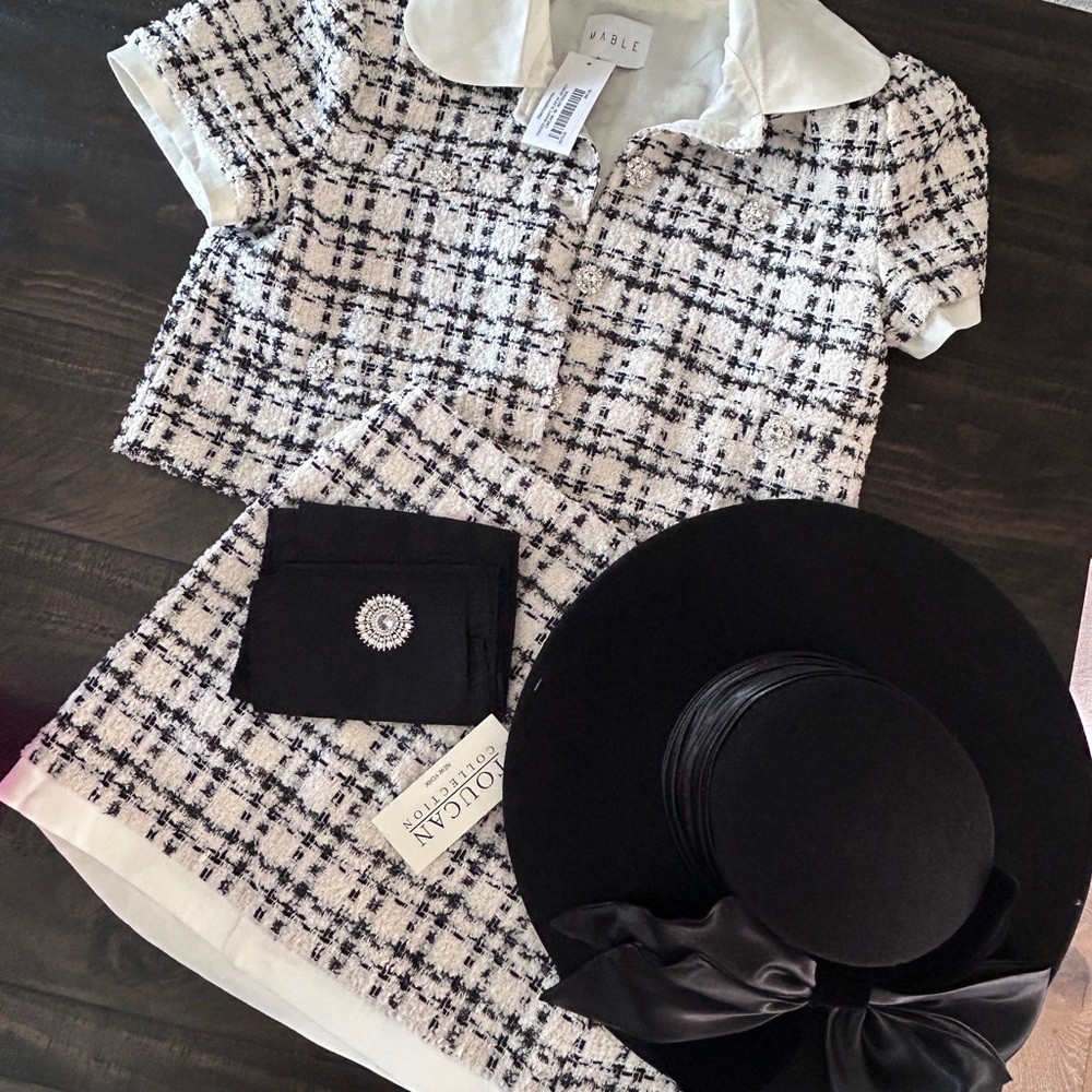 Chic Black and White Tweed Skirt Set with Hat